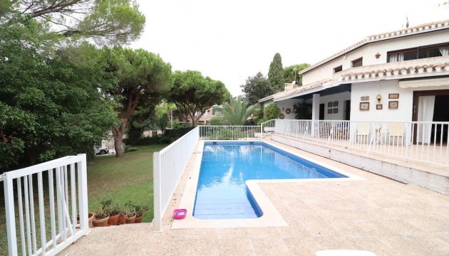 Detached Villa - Videresalg - Orihuela Costa - Campoamor