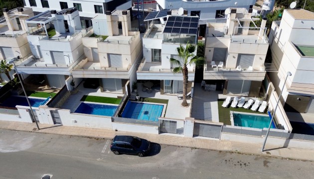 Detached Villa - Videresalg - Orihuela Costa - Lomas de Cabo Roig