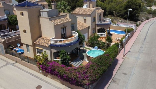 Detached Villa - Videresalg - Orihuela Costa - Orihuela Costa