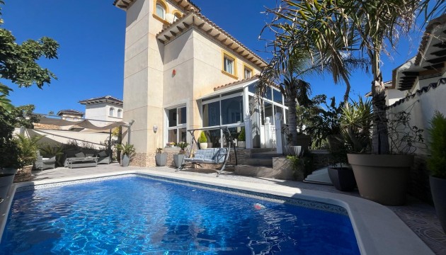 Detached Villa - Videresalg - Orihuela Costa - Playa Flamenca