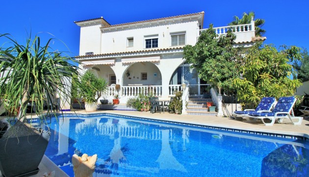 Detached Villa - Videresalg - Orihuela Costa - Villamartín