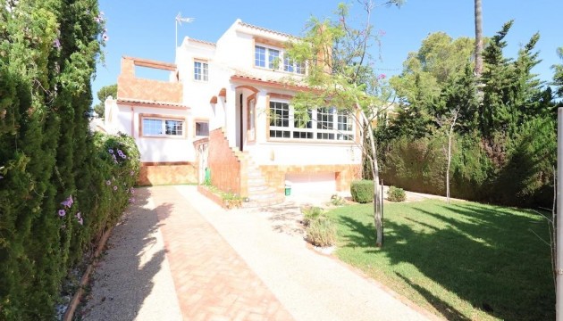 Detached Villa - Videresalg - Orihuela Costa - Villamartín