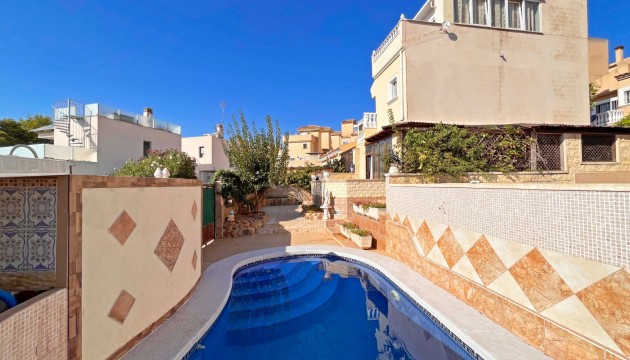 Detached Villa - Videresalg - Orihuela Costa - Villamartín