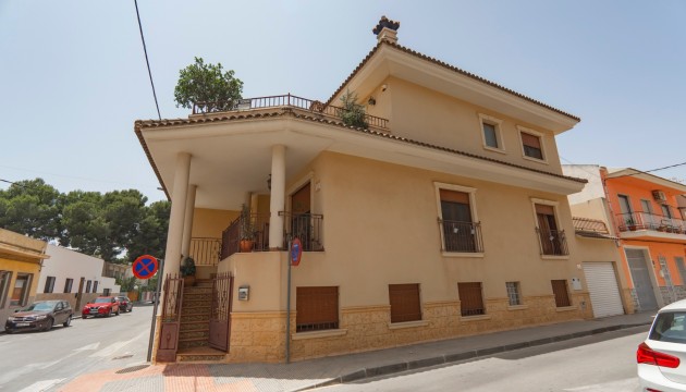 Detached Villa - Wiederverkauf - Alicante - Rafal