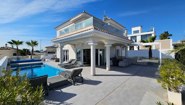 Detached Villa - Wiederverkauf - La Marina - La Marina