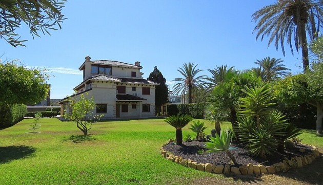 Detached Villa - Wiederverkauf - Orihuela Costa - Cabo Roig