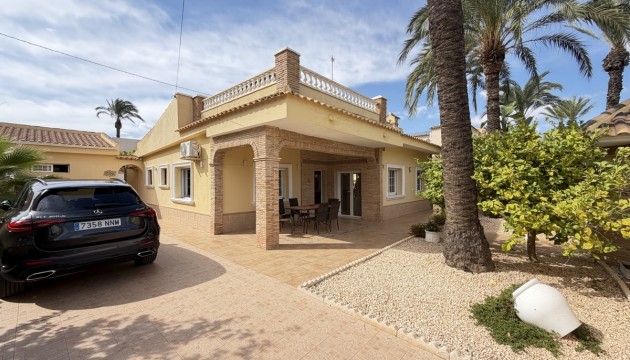 Detached Villa - Wiederverkauf - Orihuela Costa - Cabo Roig