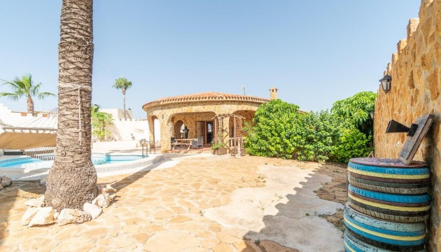 Detached Villa - Wiederverkauf - Orihuela Costa - Los Balcones - Los Altos del Edén