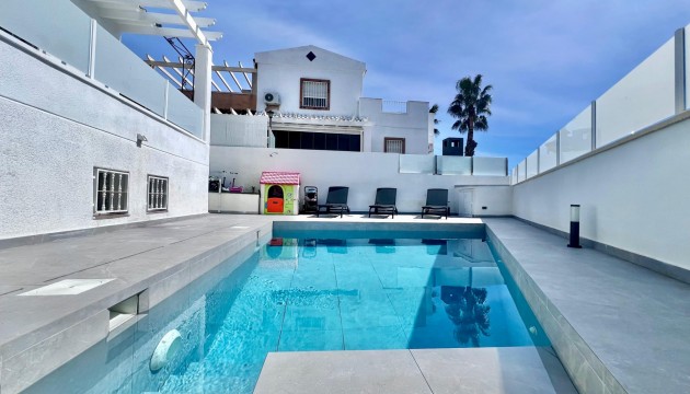 Detached Villa - Wiederverkauf - San Miguel de Salinas - Villamartín