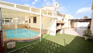 Detached Villa - Wiederverkauf - Torrevieja - IH-25751