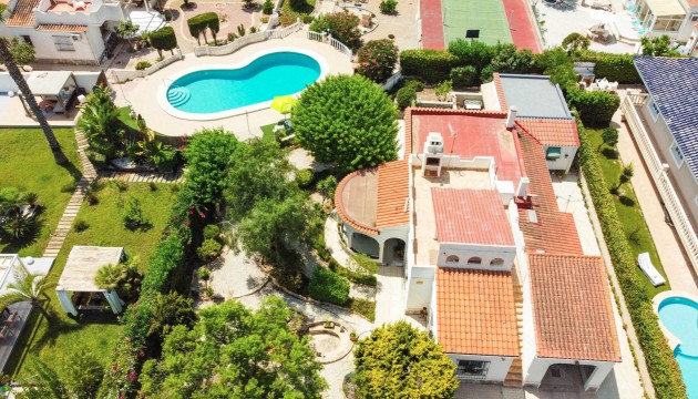 Detached Villa - Wiederverkauf - Torrevieja - Torrevieja