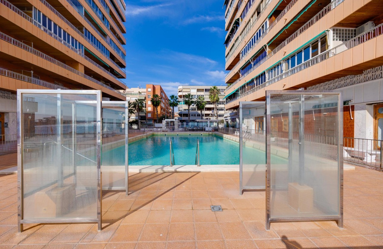Долгосрочная аренда - Квартира - Torrevieja - El Acequión - Los Náufragos