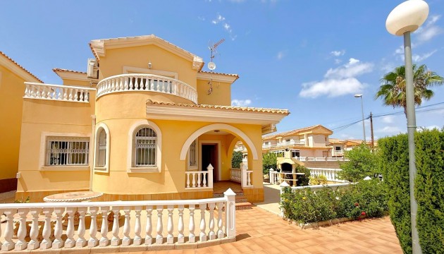 Fristående Villa - Begagnad - Orihuela Costa - Villamartín