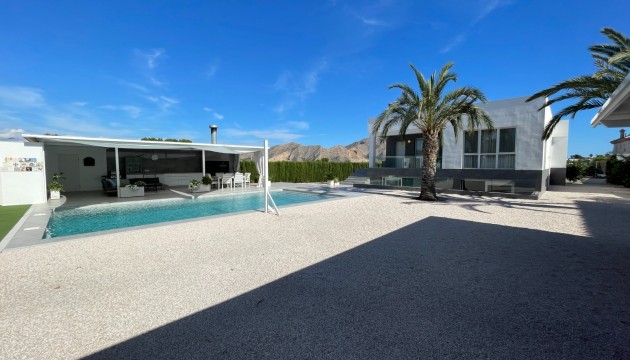 Fristående Villa - Begagnad - Orihuela - Orihuela