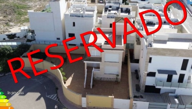 Fristående Villa - Begagnad - Orihuela - Villamartín