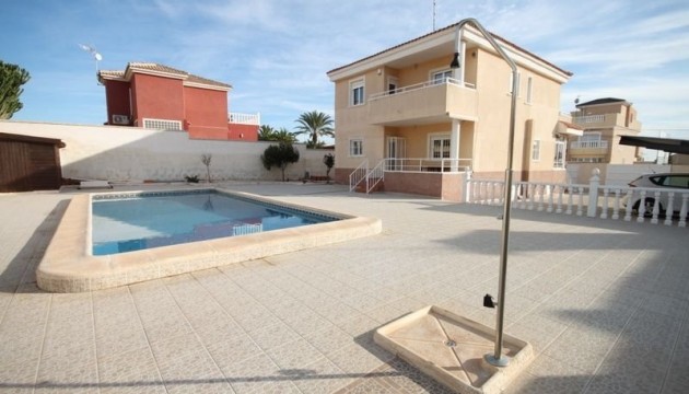 Fristående Villa - Begagnad - Torrevieja - Nueva Torrevieja - Aguas Nuevas