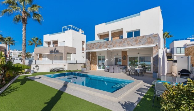 Fristående Villa - Begagnad - Torrevieja - Torrevieja