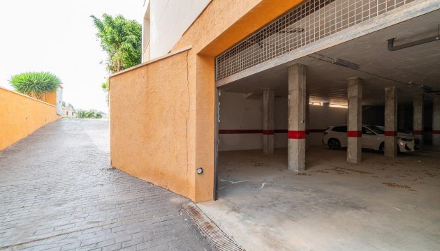 Garage - Begagnad - Orihuela Costa - Montezenia