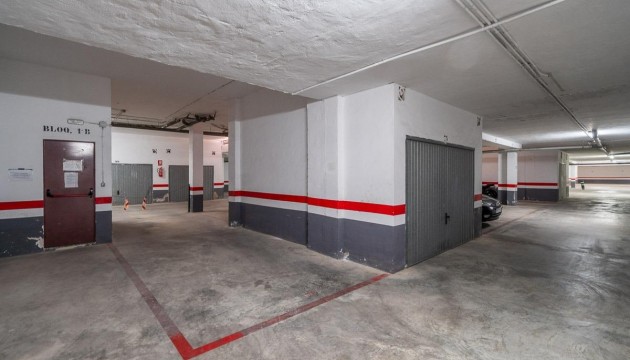 Garage - Herverkoop - Torrevieja - La Mata