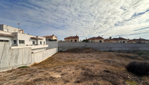 Grundstück / Grundstück - Wiederverkauf - La Marina - San Fulgencio
