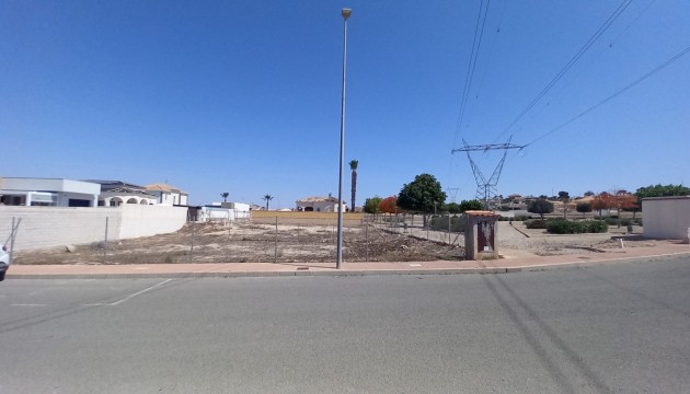 Grundstück / Grundstück - Wiederverkauf - La Marina - San Fulgencio