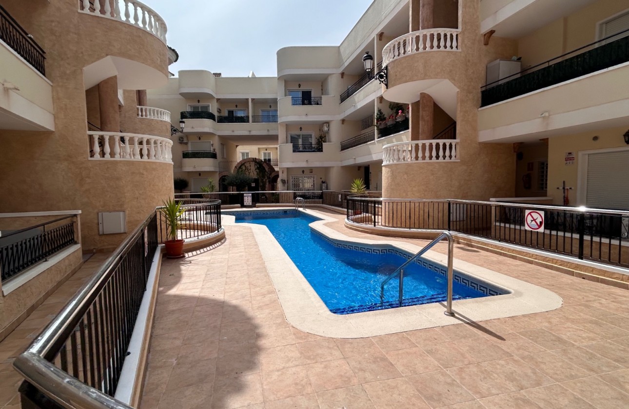 Herverkoop - Apartment - Jacarilla