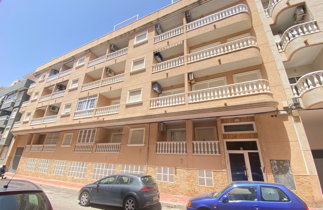 Herverkoop - Apartment - La Marina