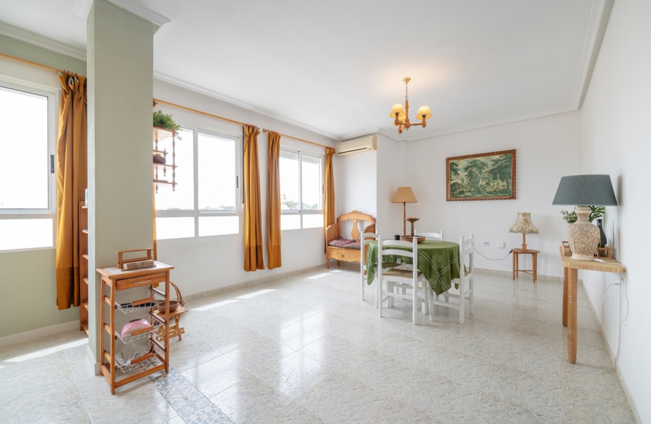 Herverkoop - Apartment - Los Montesinos