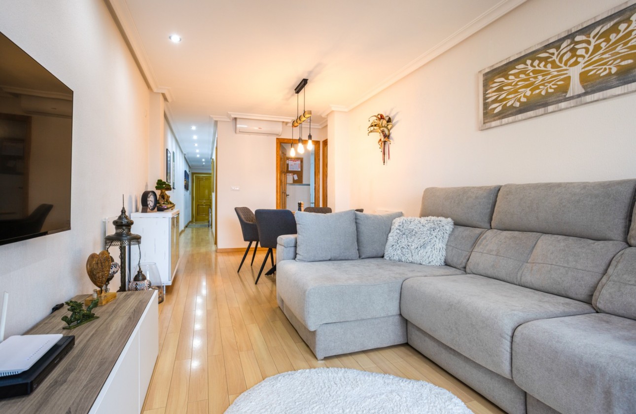 Herverkoop - Apartment - Los Montesinos