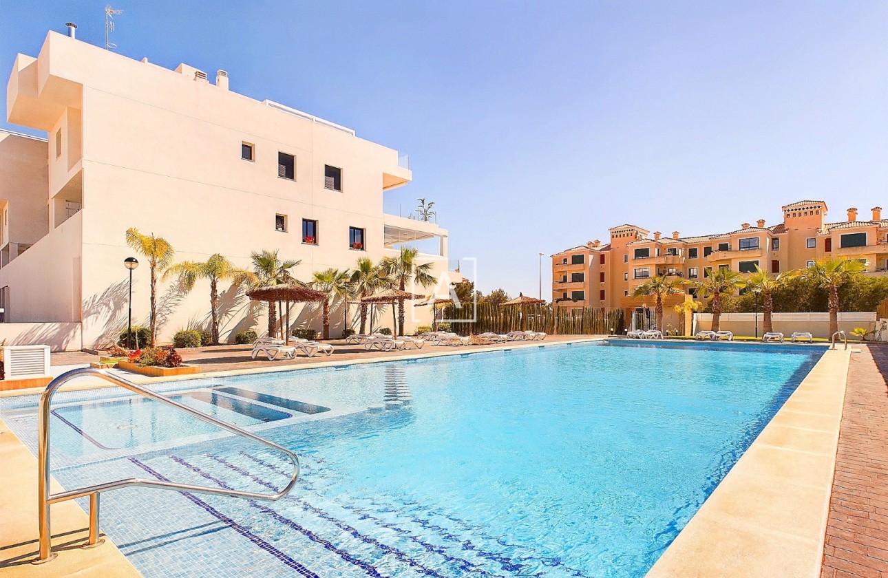 Herverkoop - Apartment - Orihuela Costa - Campoamor