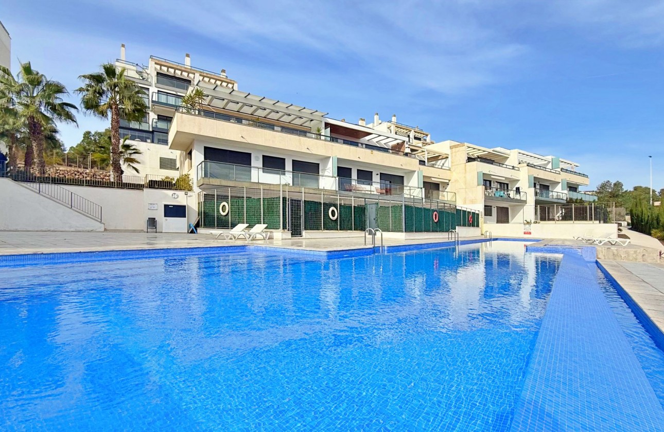 Herverkoop - Apartment - Orihuela Costa - Campoamor