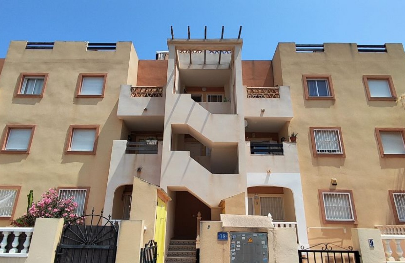 Herverkoop - Apartment - Orihuela Costa - La Zenia