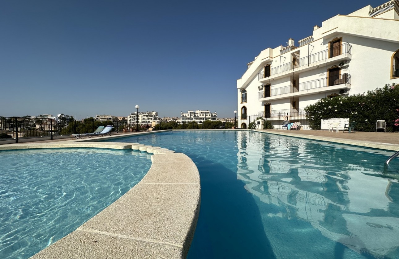 Herverkoop - Apartment - Orihuela Costa - La Zenia