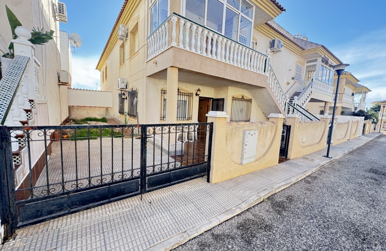 Herverkoop - Apartment - Orihuela Costa - La Zenia