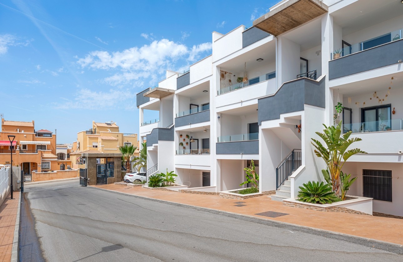 Herverkoop - Apartment - Orihuela Costa - Los Altos