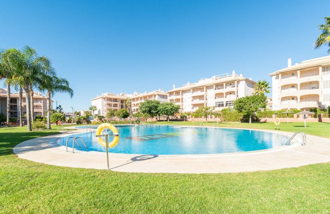 Herverkoop - Apartment - Orihuela Costa - Playa Flamenca