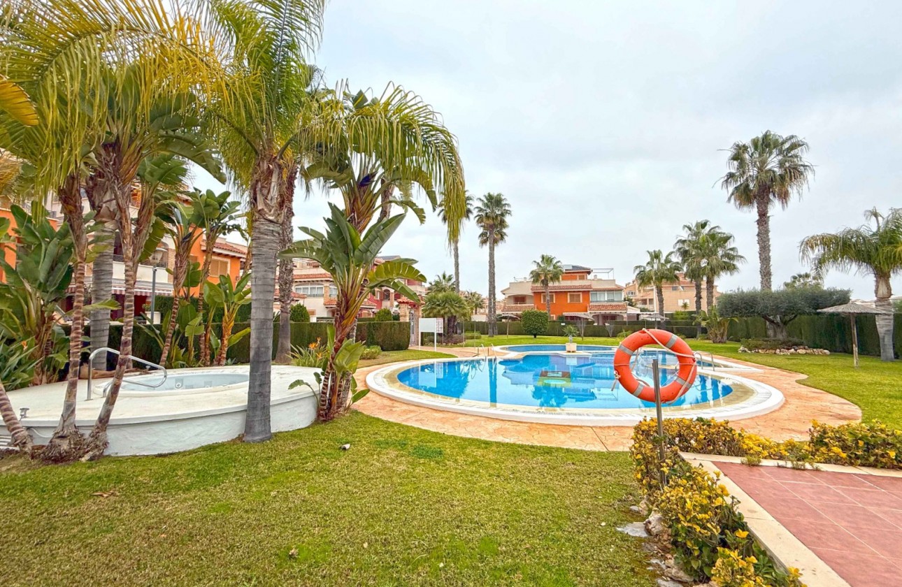Herverkoop - Apartment - Orihuela Costa - Playa Flamenca
