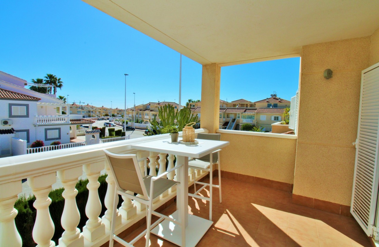Herverkoop - Apartment - Orihuela Costa - Playa Flamenca