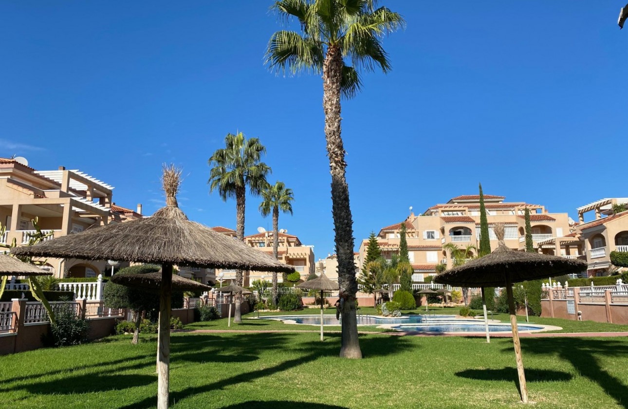 Herverkoop - Apartment - Orihuela Costa - Punta Prima