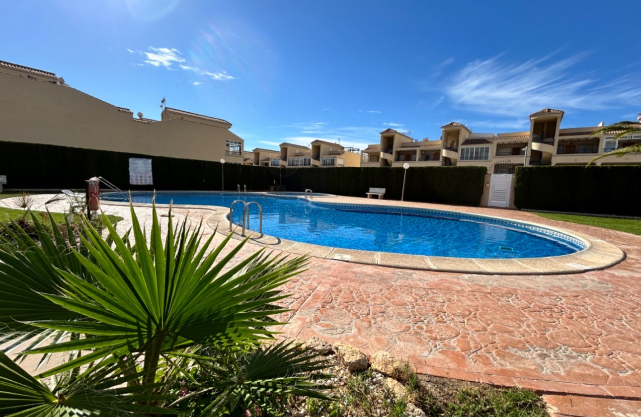 Herverkoop - Apartment - Orihuela Costa - Punta Prima