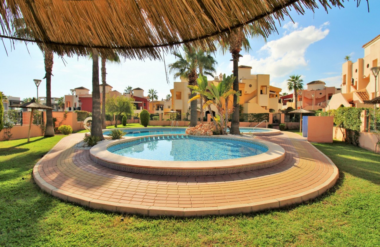 Herverkoop - Apartment - Orihuela Costa - Punta Prima