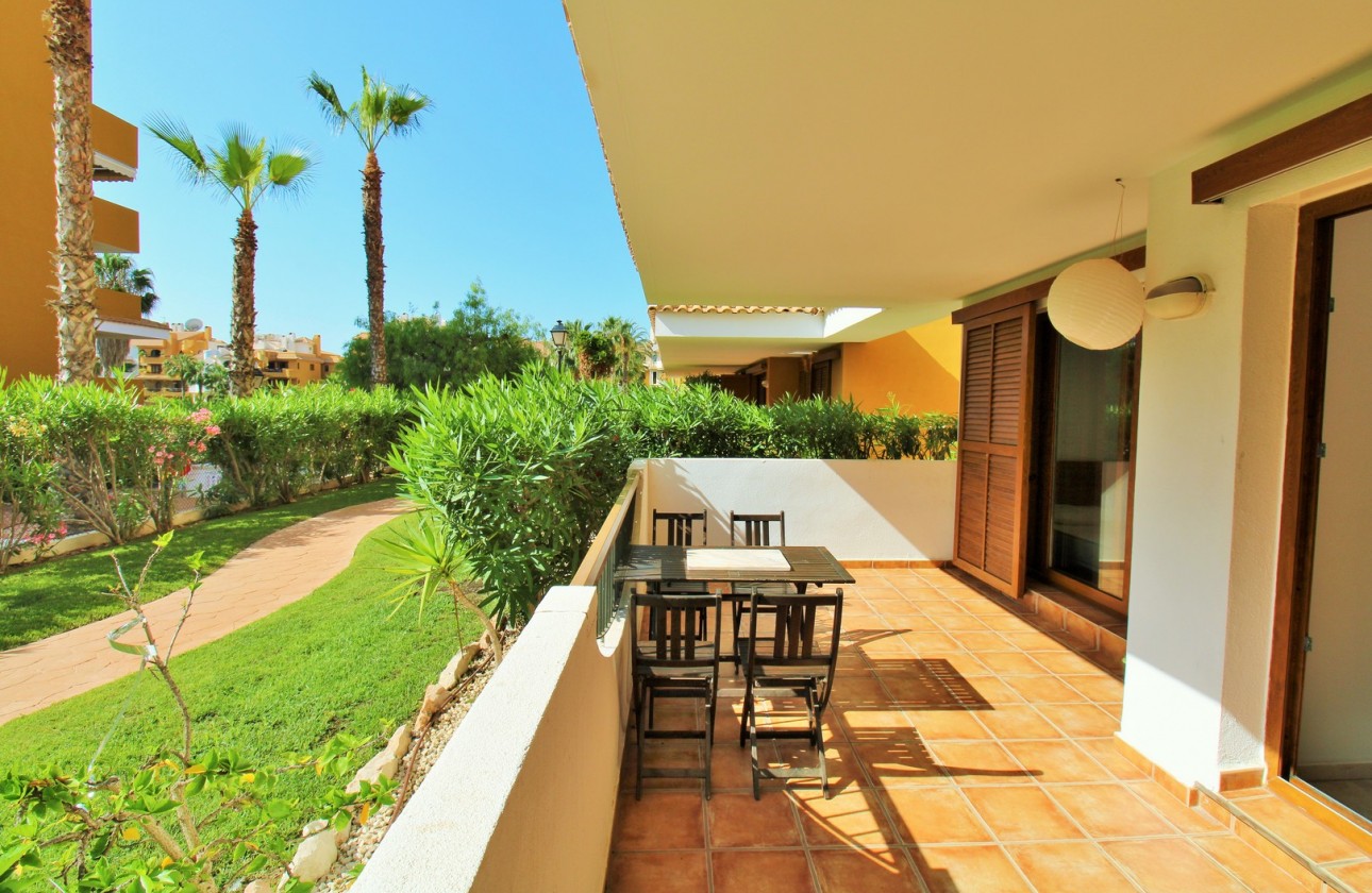 Herverkoop - Apartment - Orihuela Costa - Punta Prima