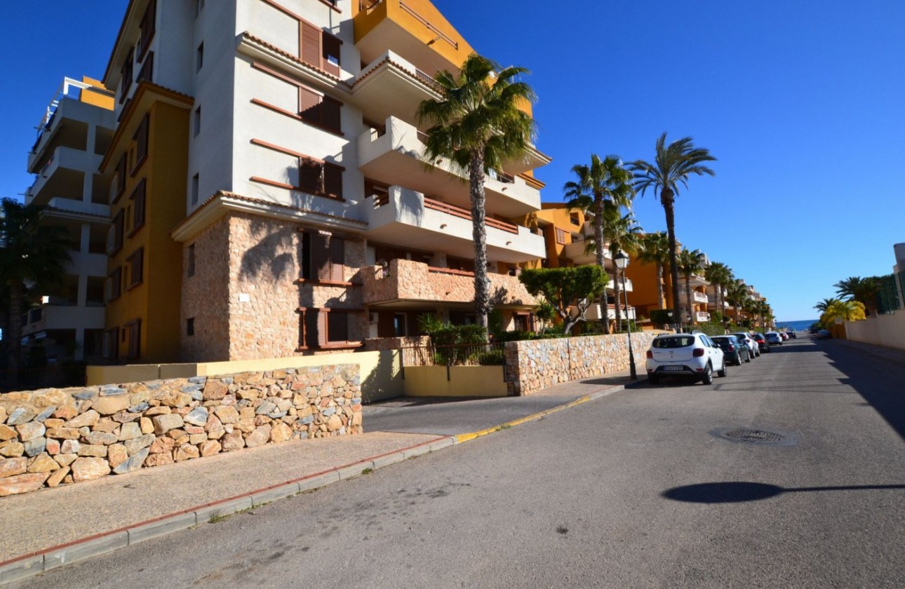 Herverkoop - Apartment - Orihuela Costa - Punta Prima