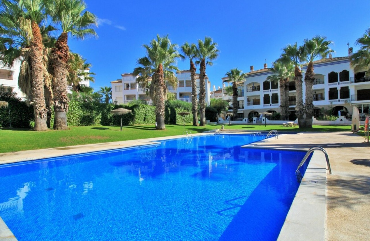 Herverkoop - Apartment - Orihuela Costa - Villamartín