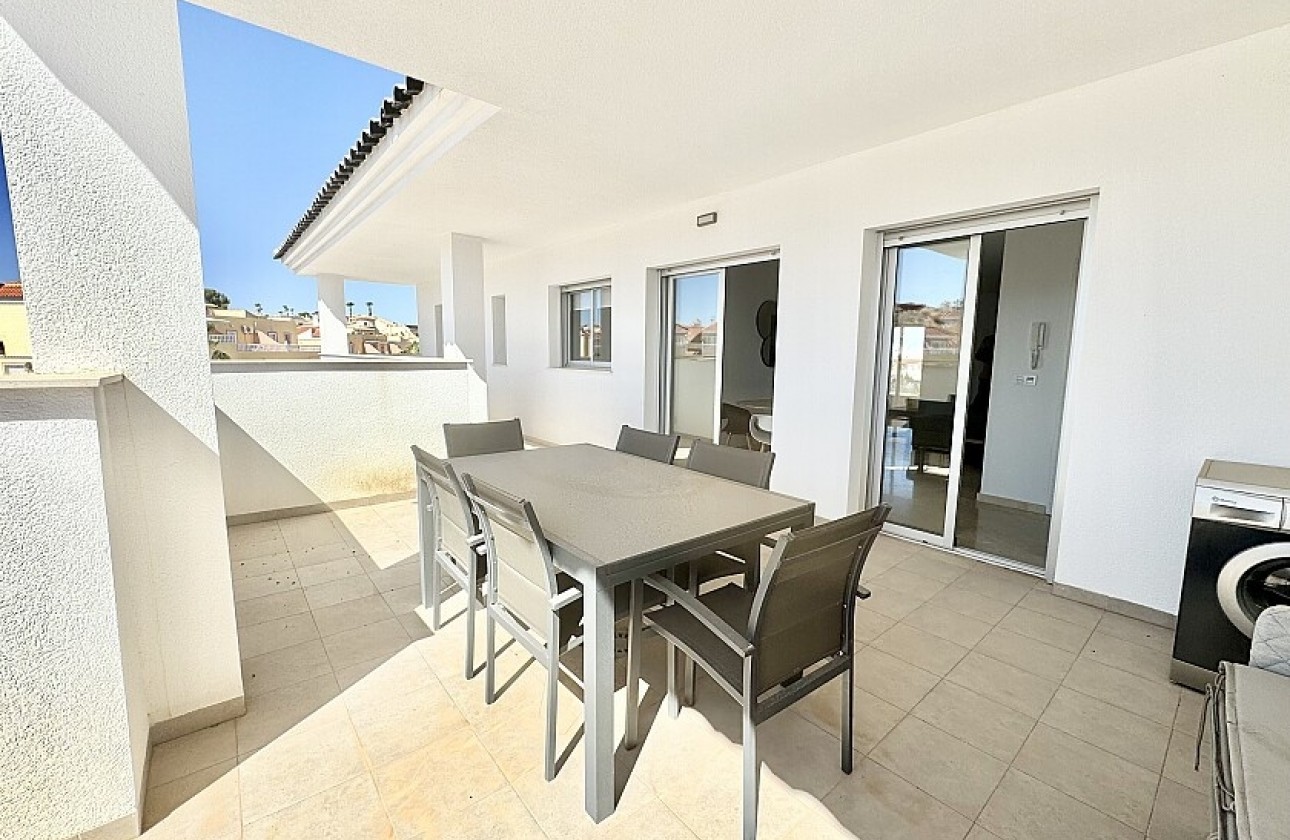 Herverkoop - Apartment - Orihuela Costa - Villamartín