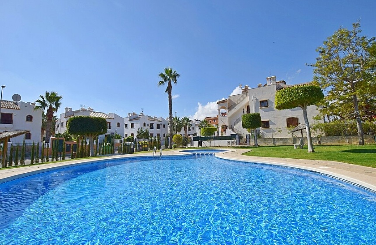 Herverkoop - Apartment - Orihuela Costa - Villamartín