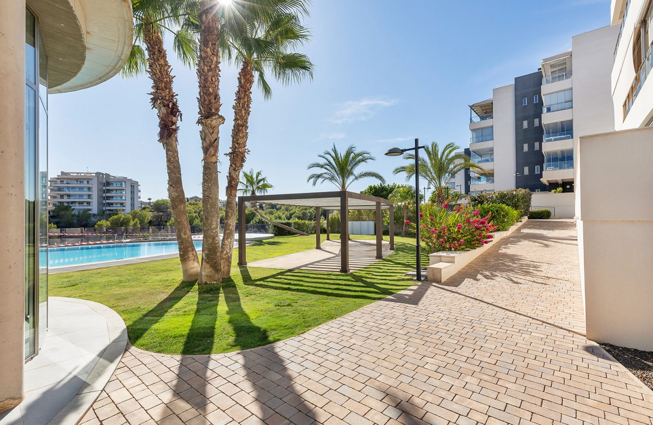 Herverkoop - Apartment - Orihuela Costa - Villamartín