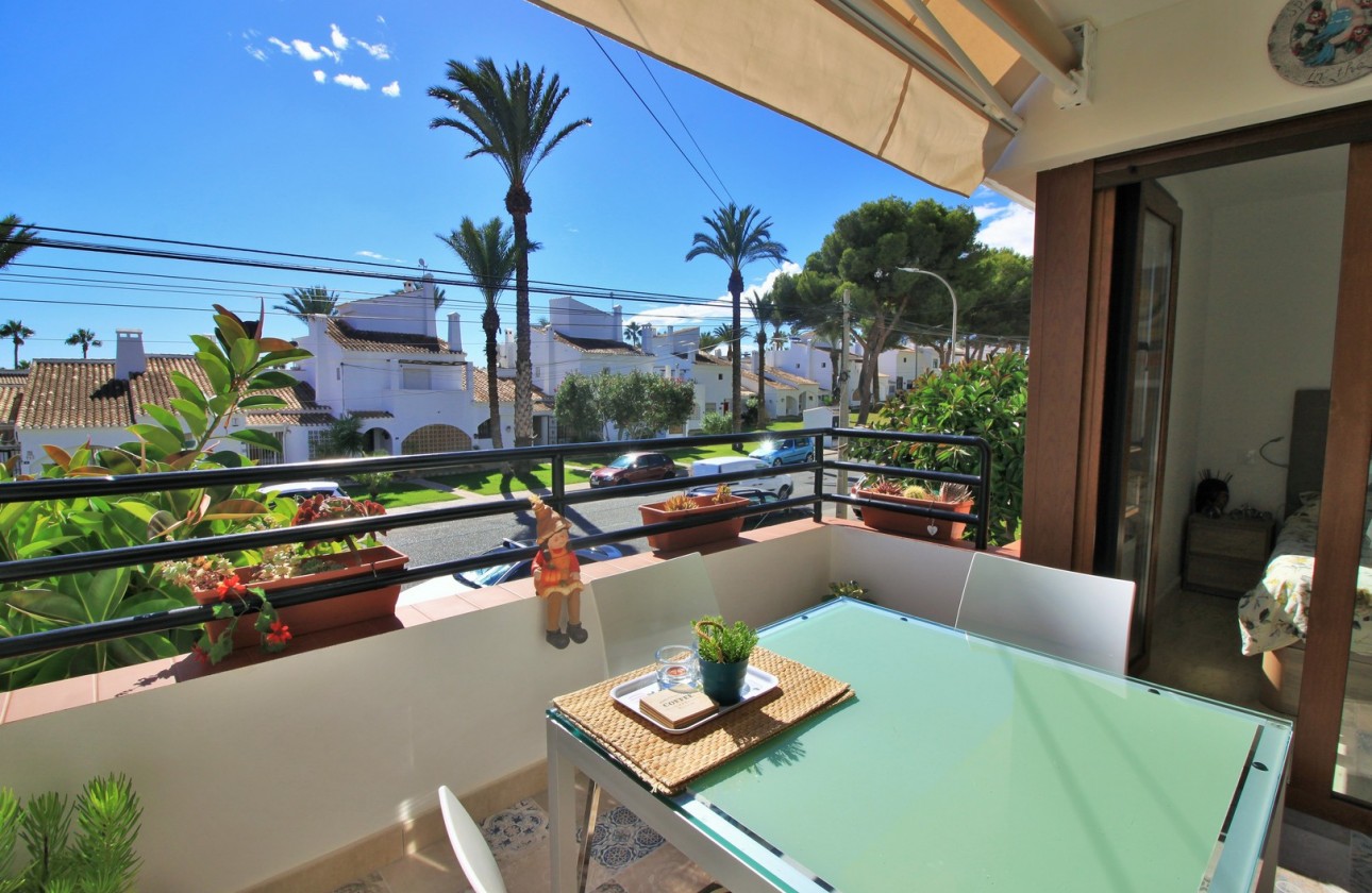 Herverkoop - Apartment - Orihuela Costa - Villamartín