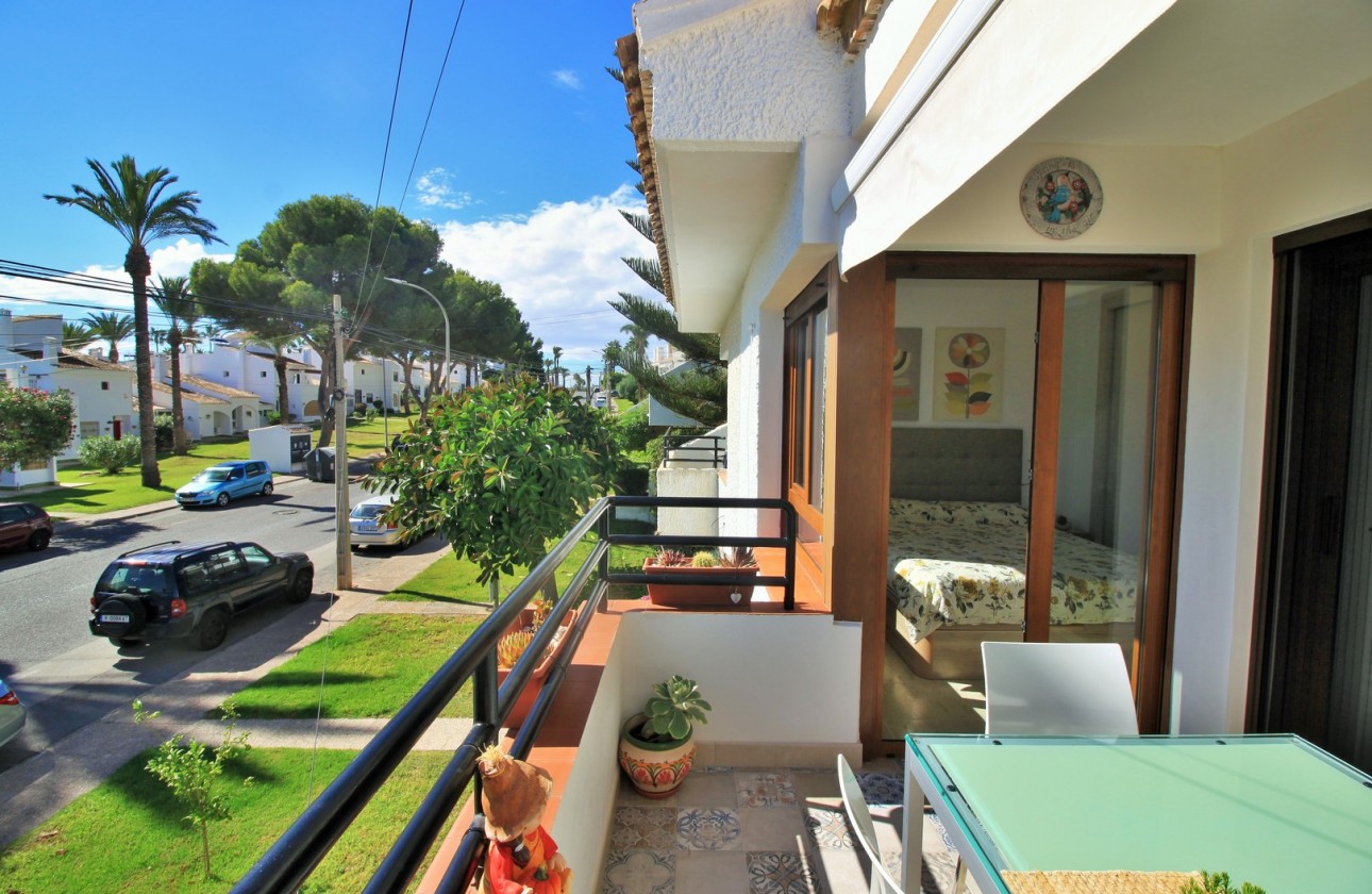 Herverkoop - Apartment - Orihuela Costa - Villamartín