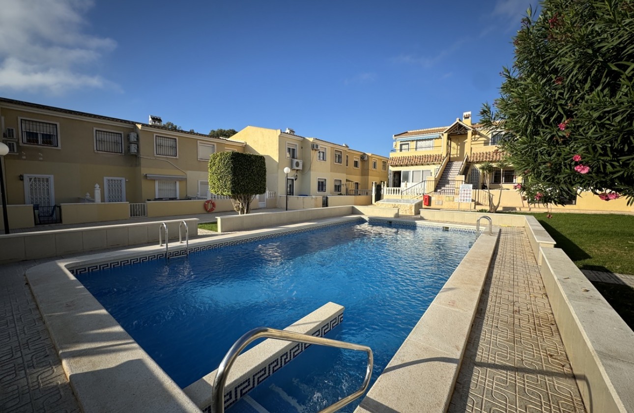 Herverkoop - Apartment - Orihuela Costa - Villamartín